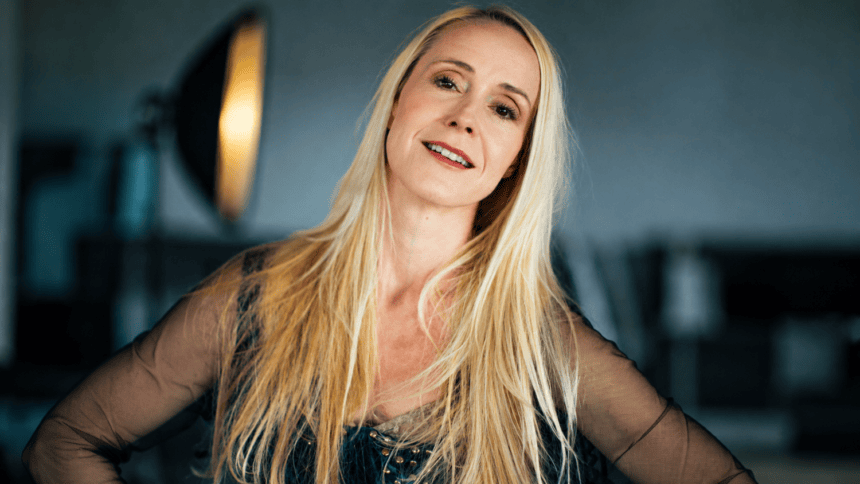 « This Fire! » : Tina Dico invite Emilíana Torrini sur son nouveau single